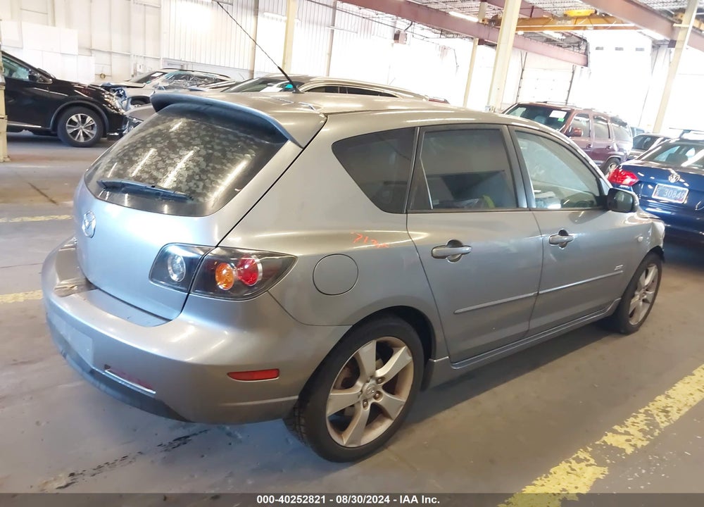 2006 MAZDA 3 S TOURING VIN: JM1BK344561474885