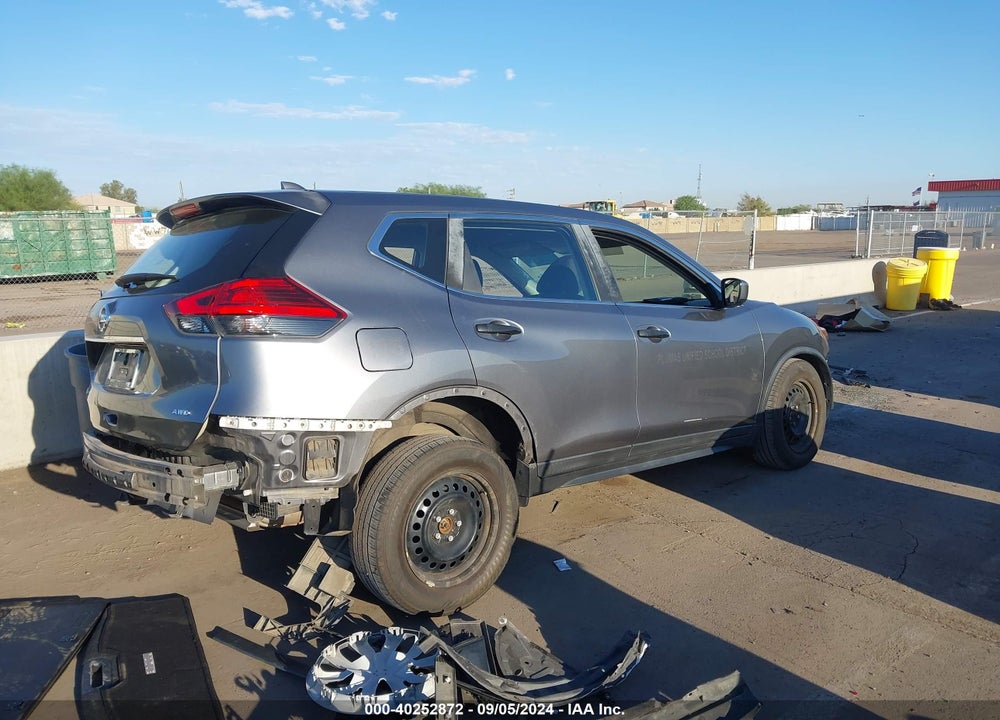 2017 NISSAN ROGUE S VIN: KNMAT2MVXHP568773