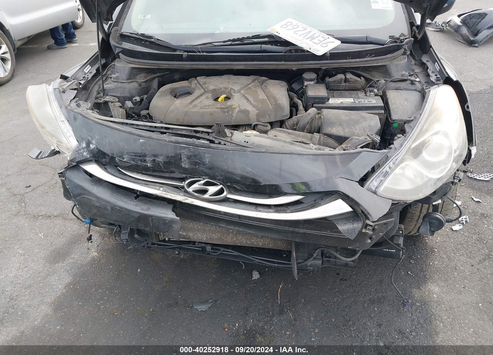 2014 HYUNDAI ELANTRA GT VIN: KMHD35LH3EU192212