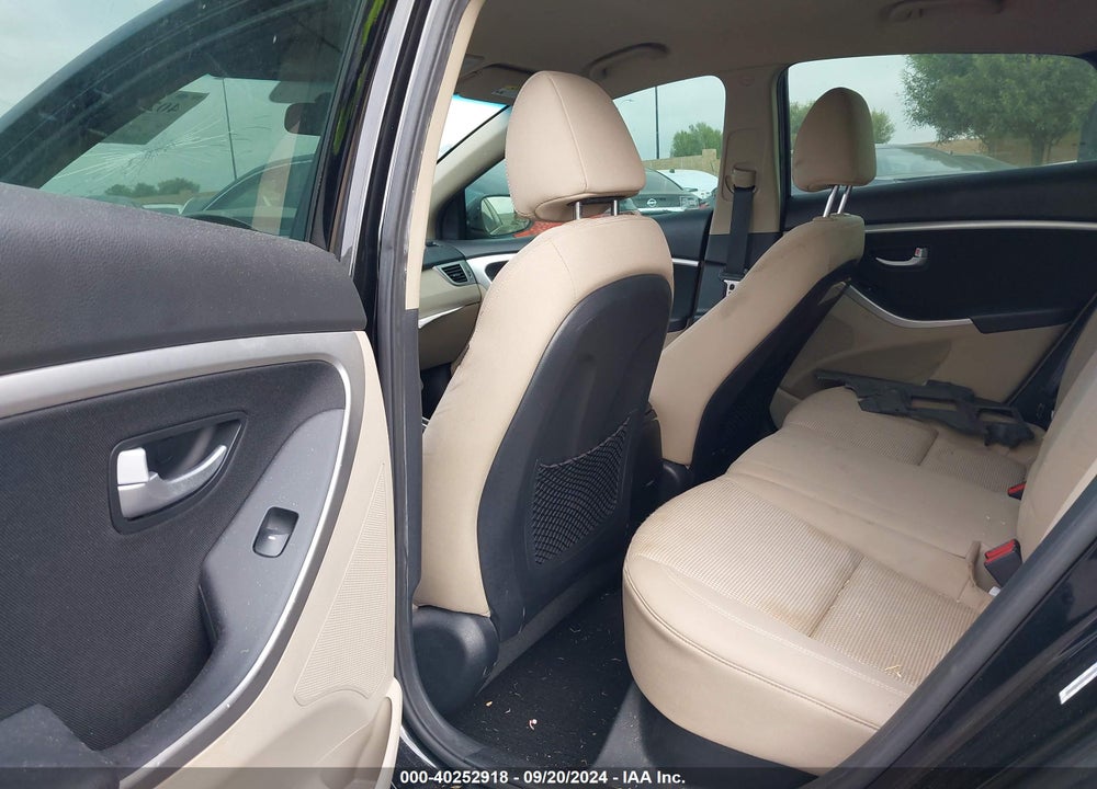 2014 HYUNDAI ELANTRA GT VIN: KMHD35LH3EU192212