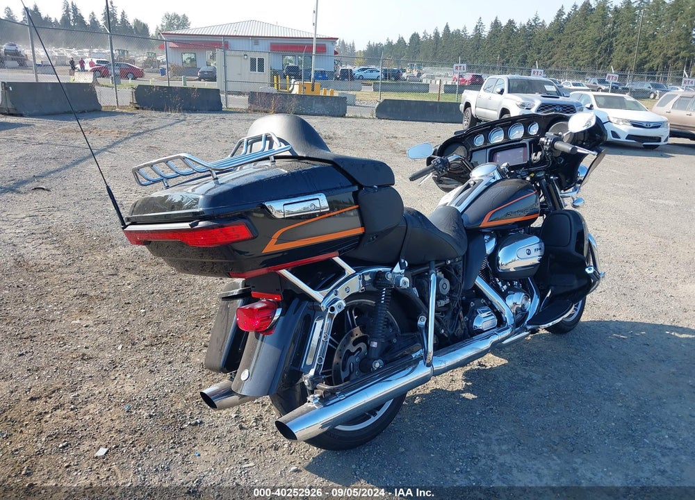 2022 HARLEY-DAVIDSON FLHTK VIN: 1HD1KEF19NB651097
