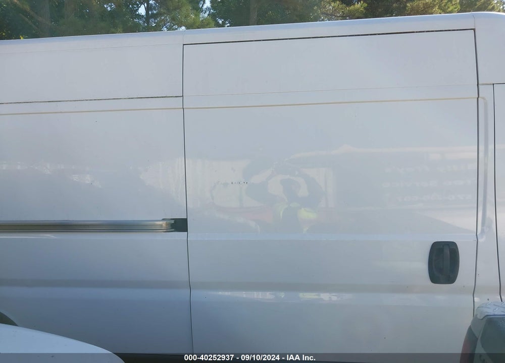 2018 RAM PROMASTER 2500 HIGH ROOF 159 WB VIN: 3C6TRVDG0JE148947