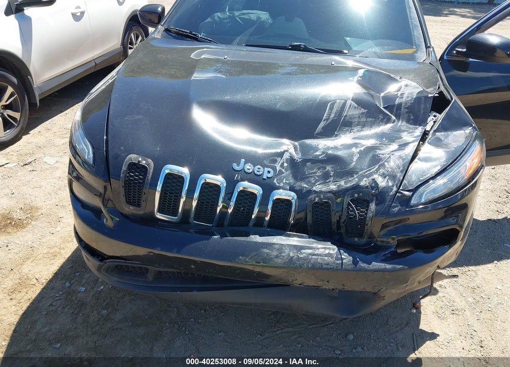2015 JEEP CHEROKEE LATITUDE VIN: 1C4PJMCB6FW686681