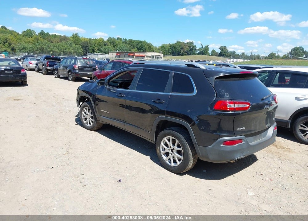 2015 JEEP CHEROKEE LATITUDE VIN: 1C4PJMCB6FW686681