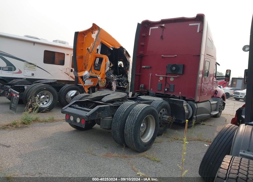2015 KENWORTH T680 T680 VIN: 1XKYDP9X6FJ454292