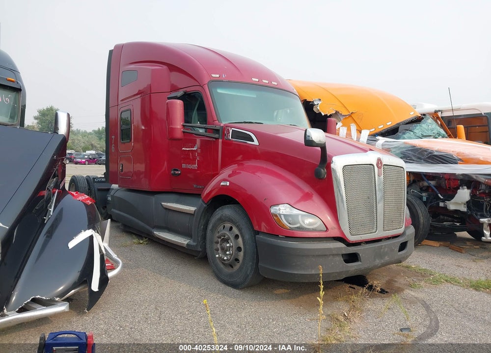 2015 KENWORTH T680 T680 VIN: 1XKYDP9X6FJ454292