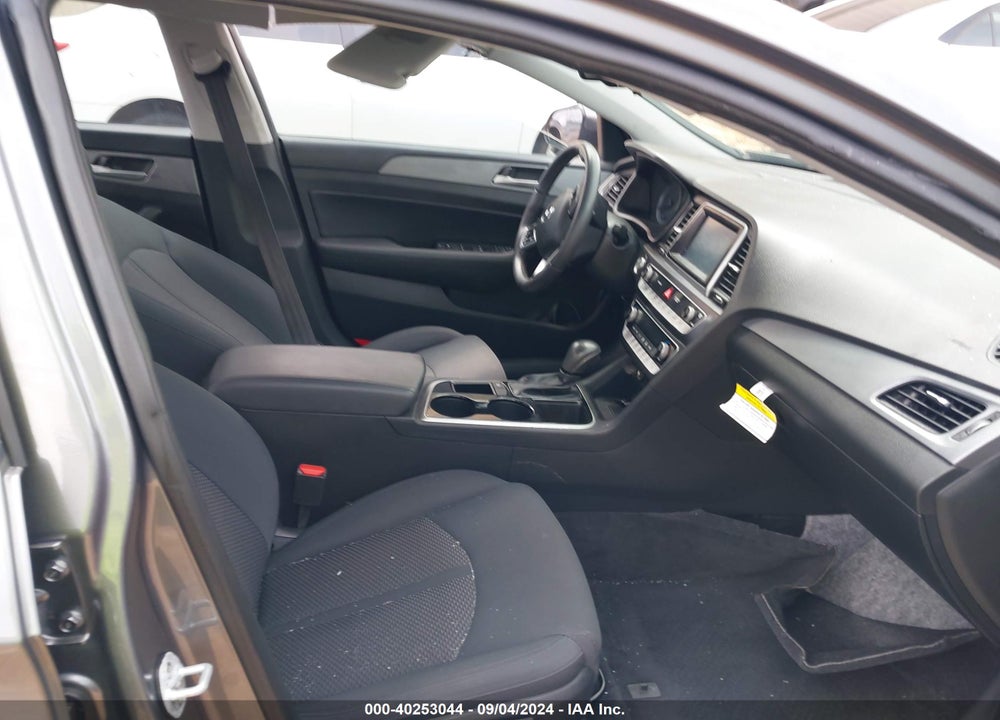2019 HYUNDAI SONATA SEL VIN: 5NPE34AF4KH737232