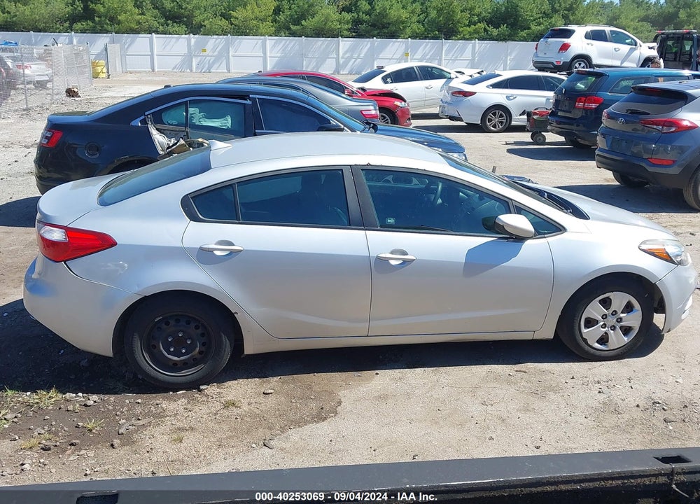 2016 KIA FORTE LX VIN: KNAFK4A61G5573742