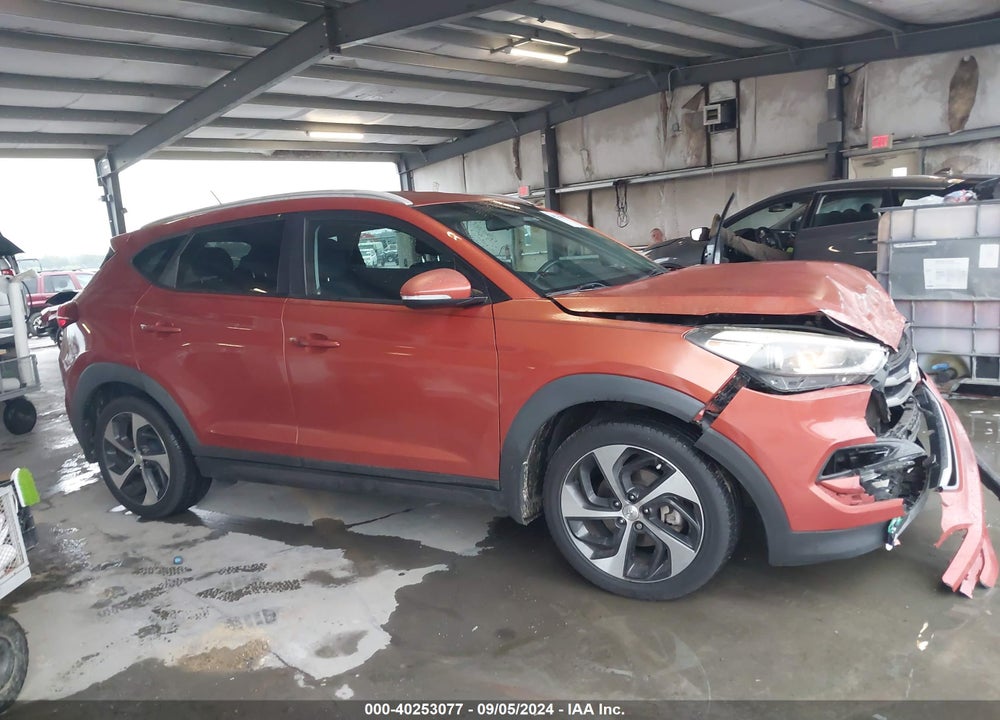 2016 HYUNDAI TUCSON SPORT VIN: KM8J3CA28GU052925