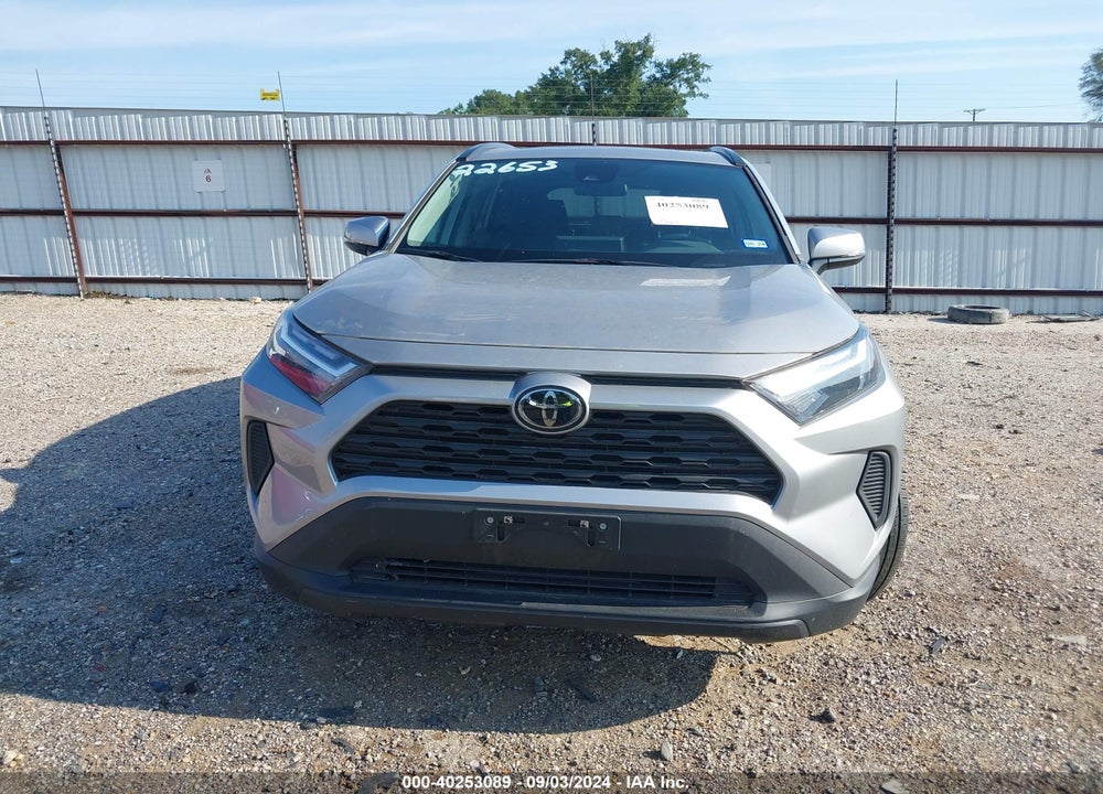 2022 TOYOTA RAV4 XLE VIN: 2T3W1RFV1NC202039