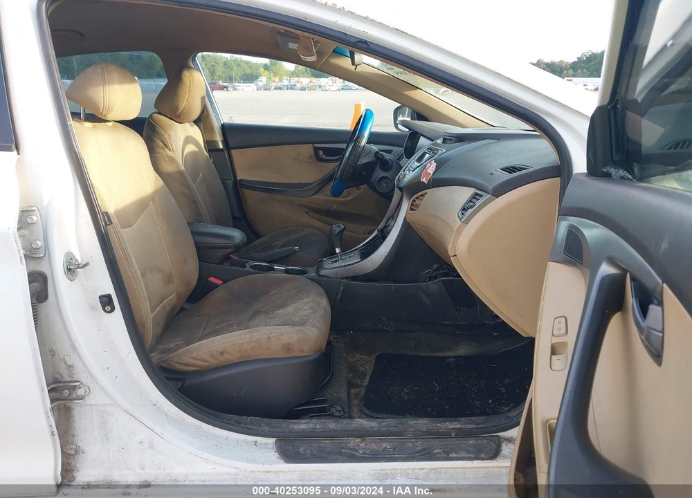 2011 HYUNDAI ELANTRA GLS VIN: 5NPDH4AE8BH031661