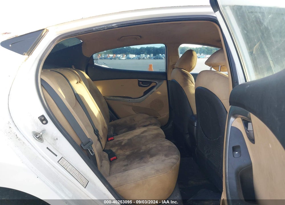 2011 HYUNDAI ELANTRA GLS VIN: 5NPDH4AE8BH031661