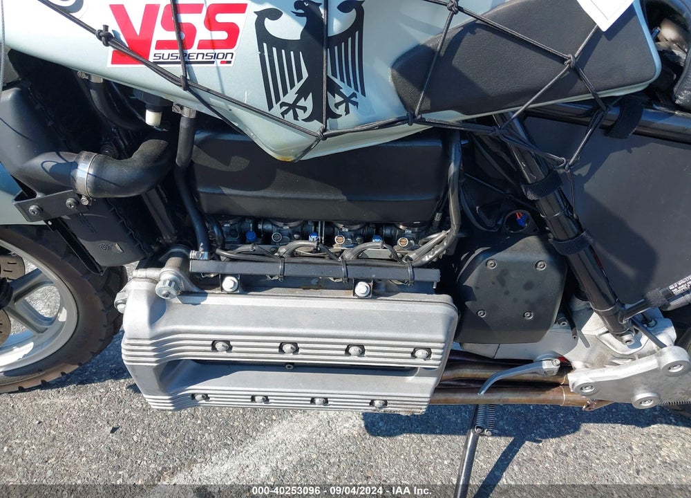1985 BMW K100 RS VIN: WB1051304F0041773