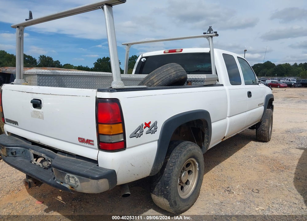 2005 GMC SIERRA 2500HD WORK TRUCK VIN: 1GTHK29UX5E150559