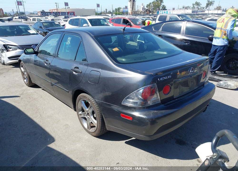 2004 LEXUS IS 300 VIN: JTHBD192X40086333