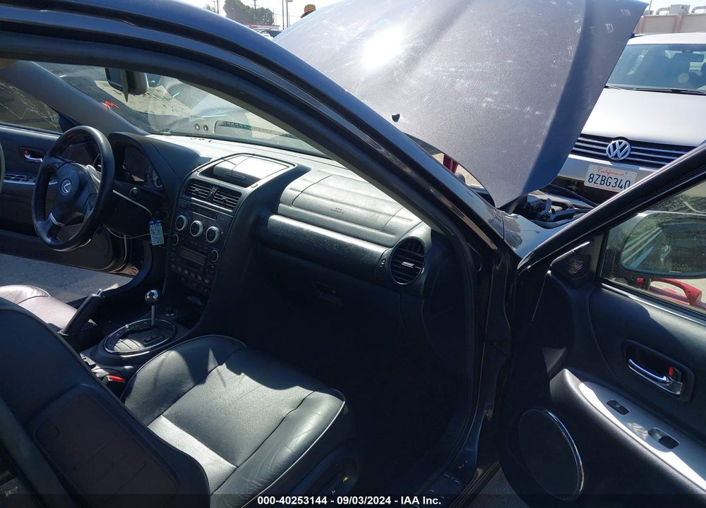2004 LEXUS IS 300 VIN: JTHBD192X40086333