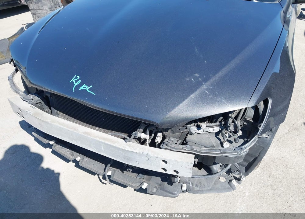 2004 LEXUS IS 300 VIN: JTHBD192X40086333