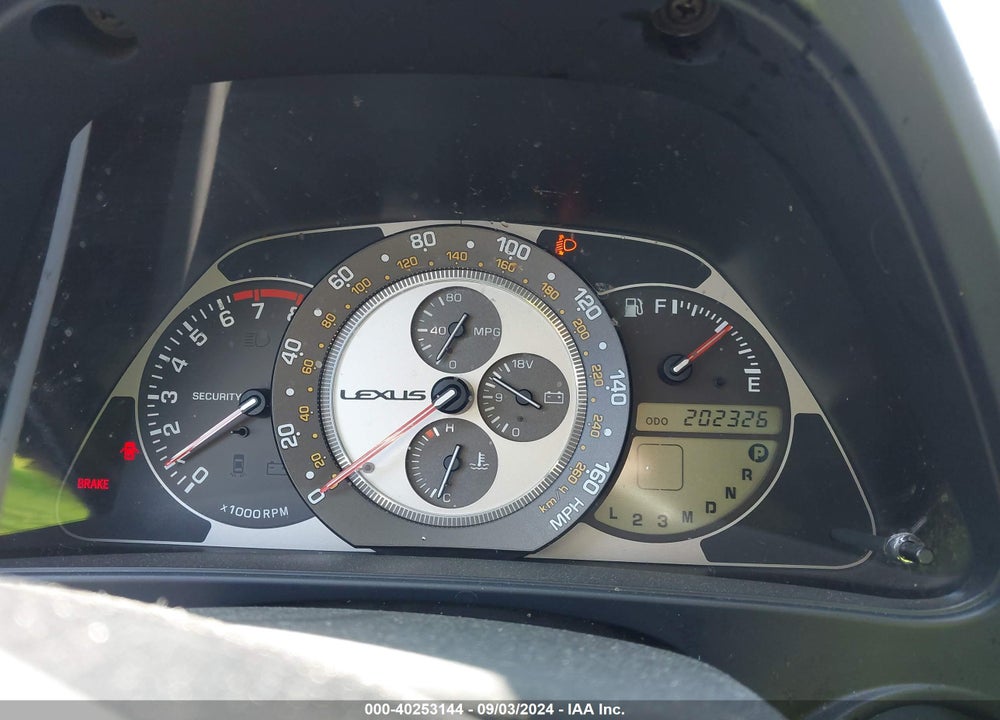 2004 LEXUS IS 300 VIN: JTHBD192X40086333