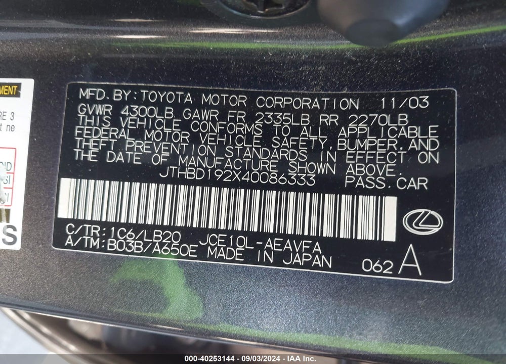 2004 LEXUS IS 300 VIN: JTHBD192X40086333