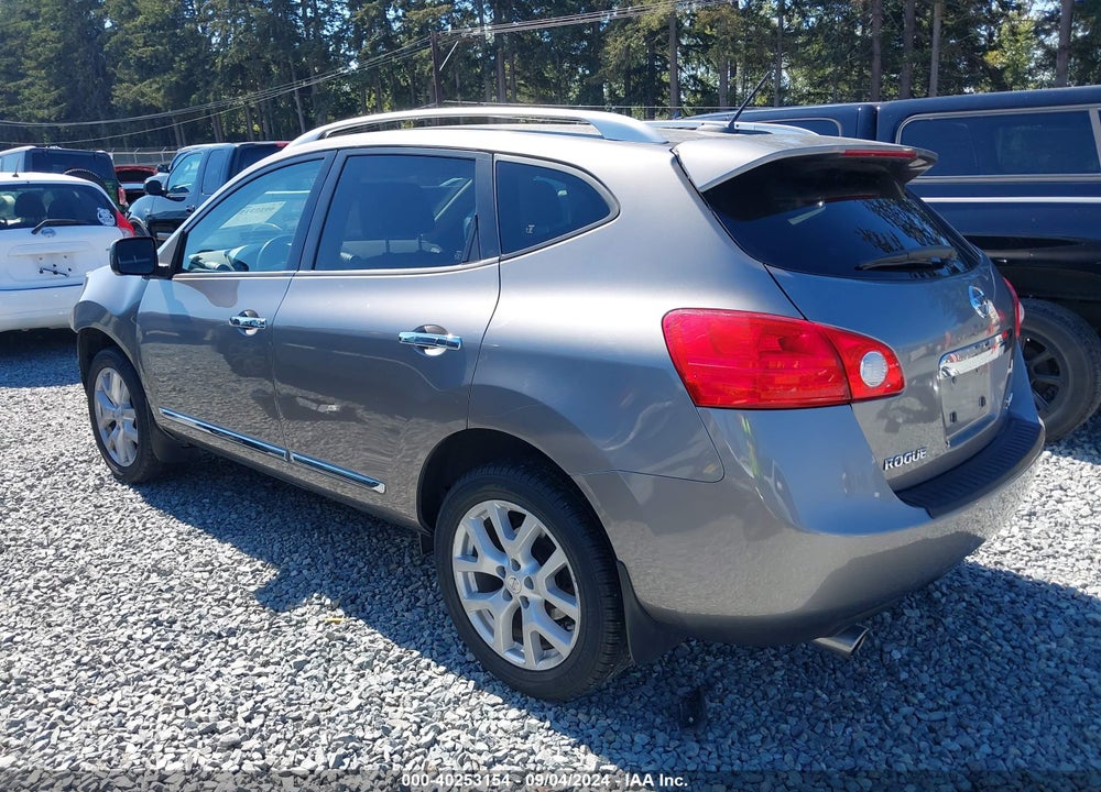 2013 NISSAN ROGUE SV W/SL PKG VIN: JN8AS5MV1DW641327