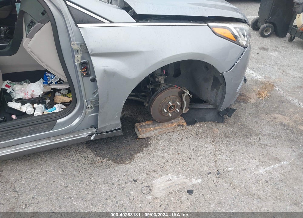 2017 HYUNDAI SONATA VIN: 5NPE24AF0HH589656