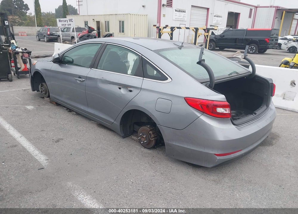 2017 HYUNDAI SONATA VIN: 5NPE24AF0HH589656