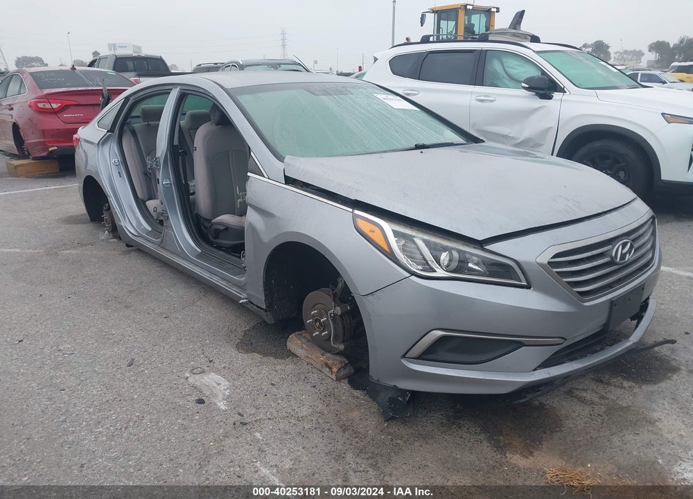 2017 HYUNDAI SONATA VIN: 5NPE24AF0HH589656