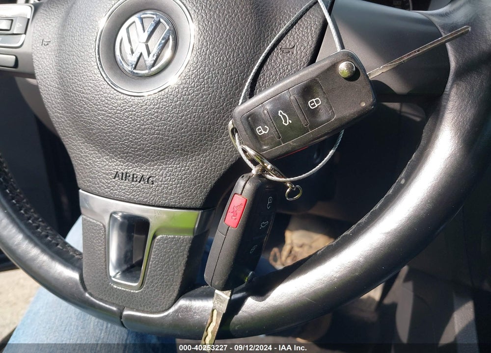 2014 VOLKSWAGEN JETTA 1.8T SE VIN: 3VWD07AJXEM317321