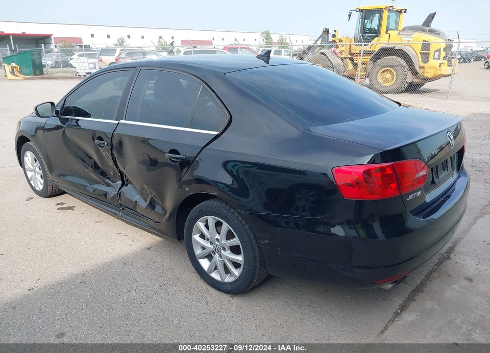 2014 VOLKSWAGEN JETTA 1.8T SE VIN: 3VWD07AJXEM317321