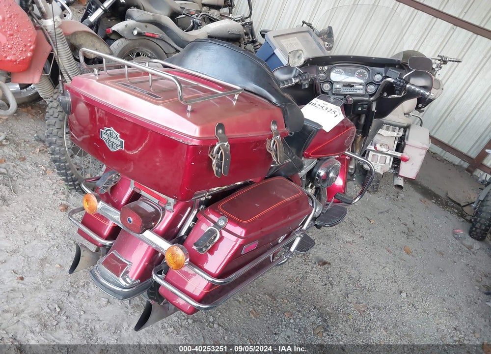 1987 HARLEY-DAVIDSON FLHT CLASSIC VIN: 1HD1DJL16HY501991