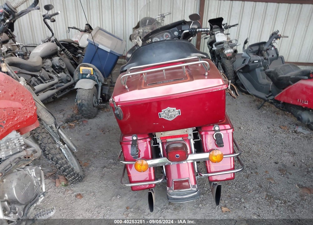 1987 HARLEY-DAVIDSON FLHT CLASSIC VIN: 1HD1DJL16HY501991