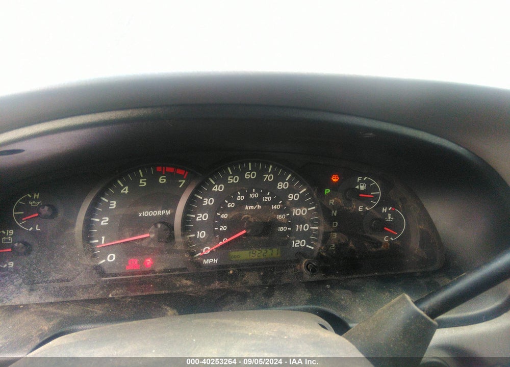 2005 TOYOTA TUNDRA SR5 V8 VIN: 5TBDT44145S468023