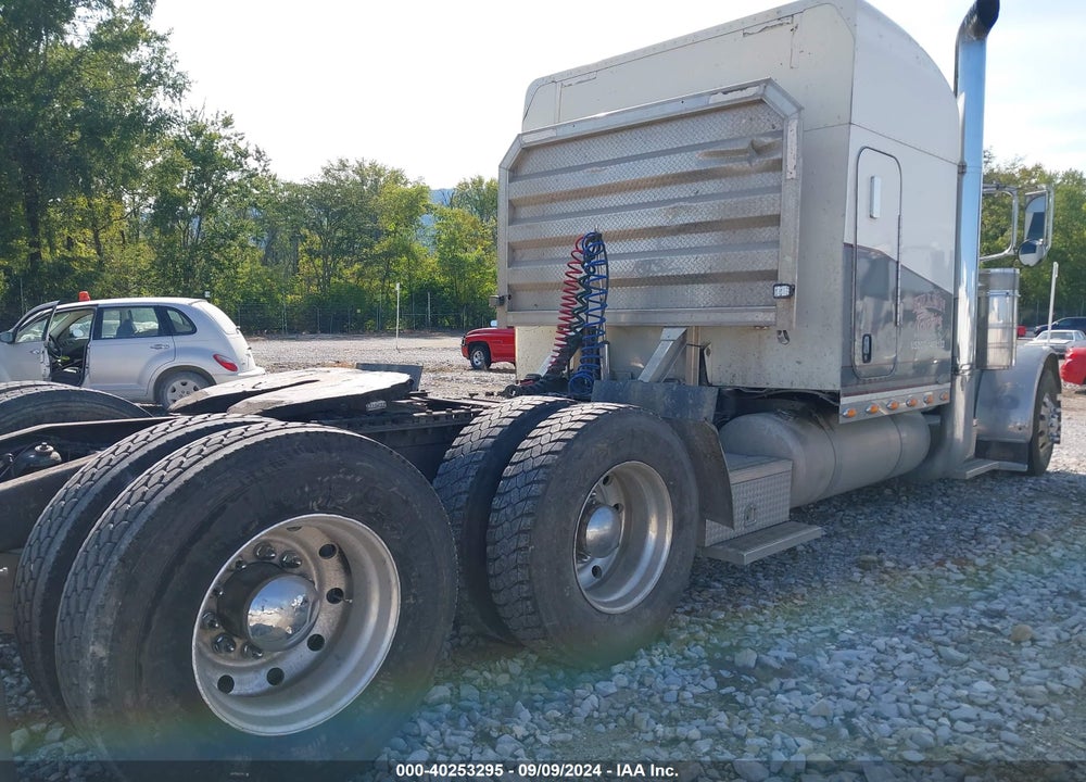 2005 PETERBILT 379 VIN: 1XP5DB9X35D860852