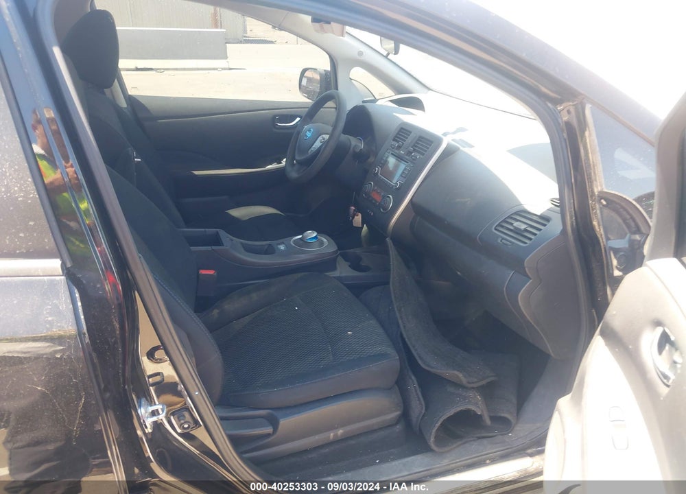 2017 NISSAN LEAF S VIN: 1N4BZ0CP0HC307658