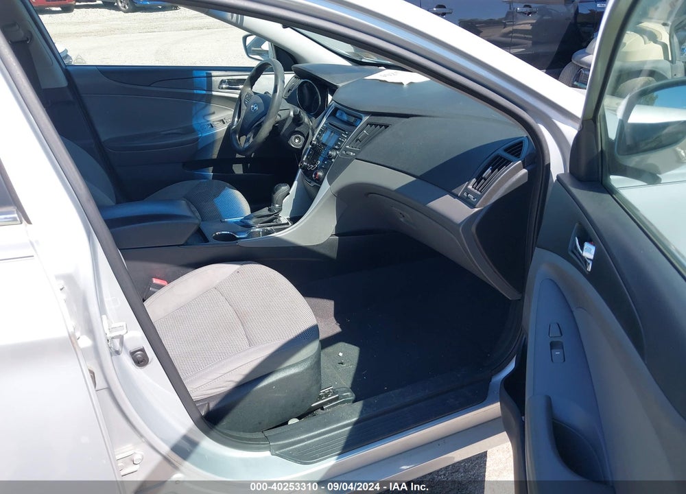 2012 HYUNDAI SONATA GLS VIN: 5NPEB4AC2CH452183