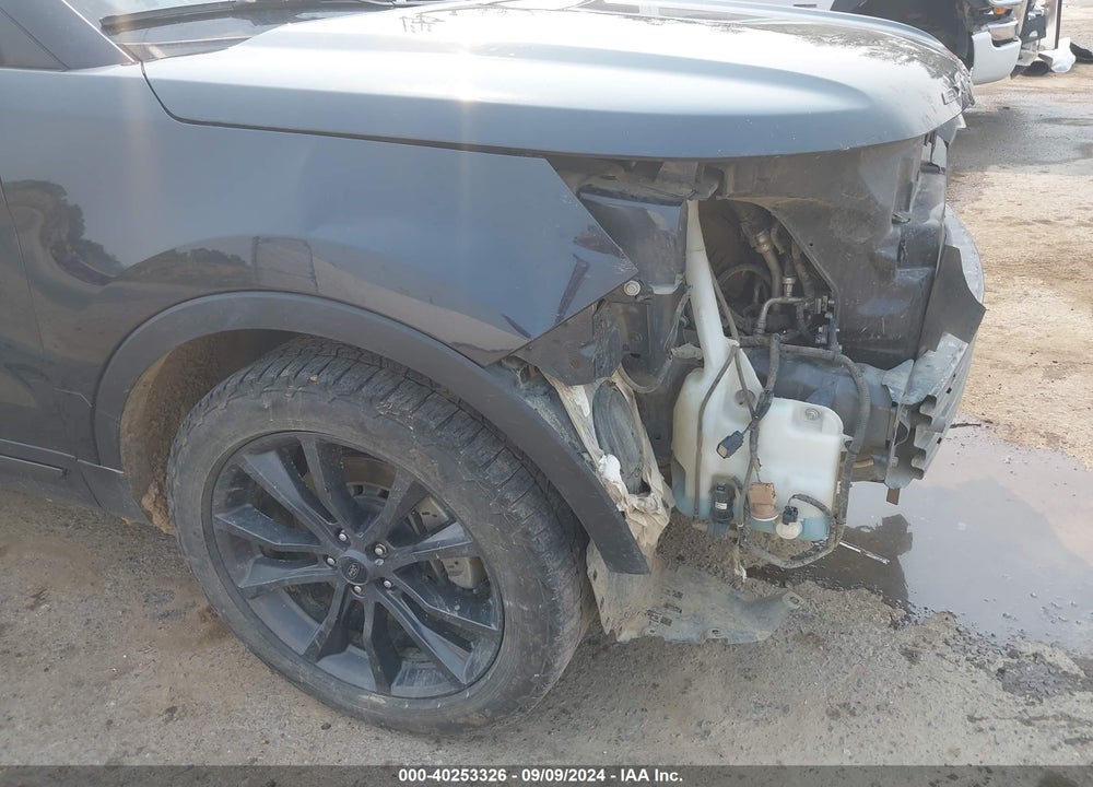 2017 FORD EXPLORER XLT VIN: 1FM5K8D86HGA43755