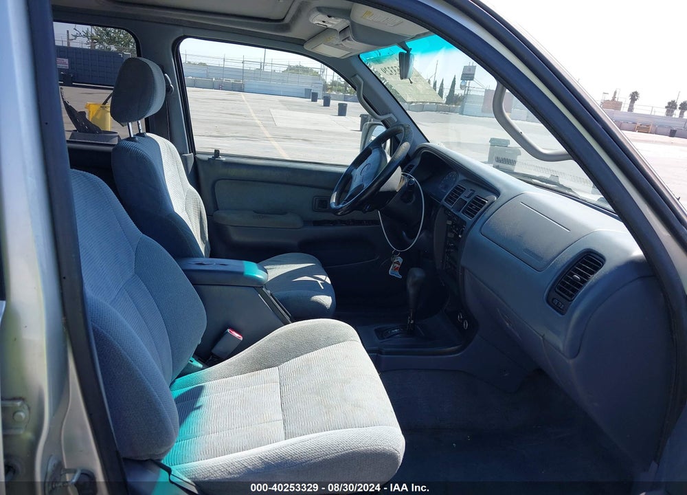 2000 TOYOTA 4RUNNER SR5 V6 VIN: JT3GN86R3Y0176237