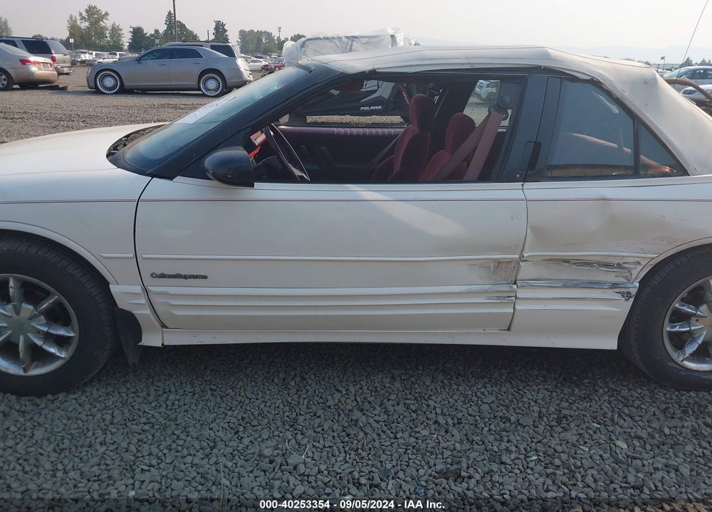 1992 OLDSMOBILE CUTLASS SUPREME VIN: 1G3WT34T5ND388284