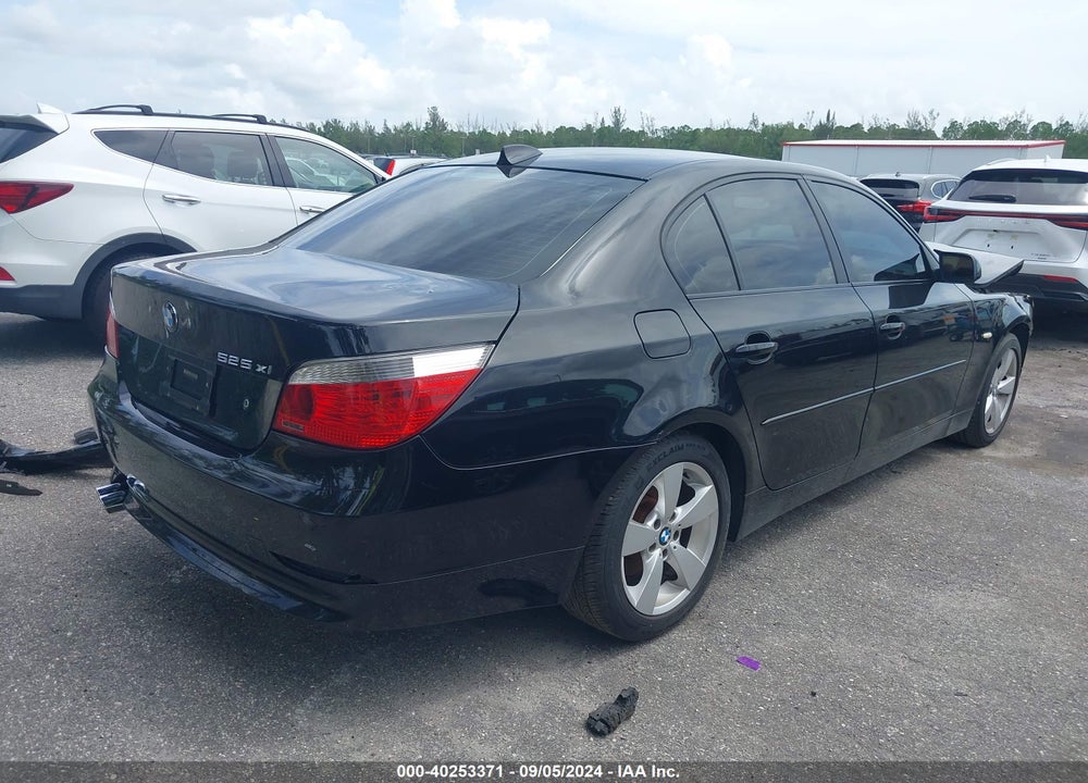 2006 BMW 525XI VIN: WBANF335X6CS37399