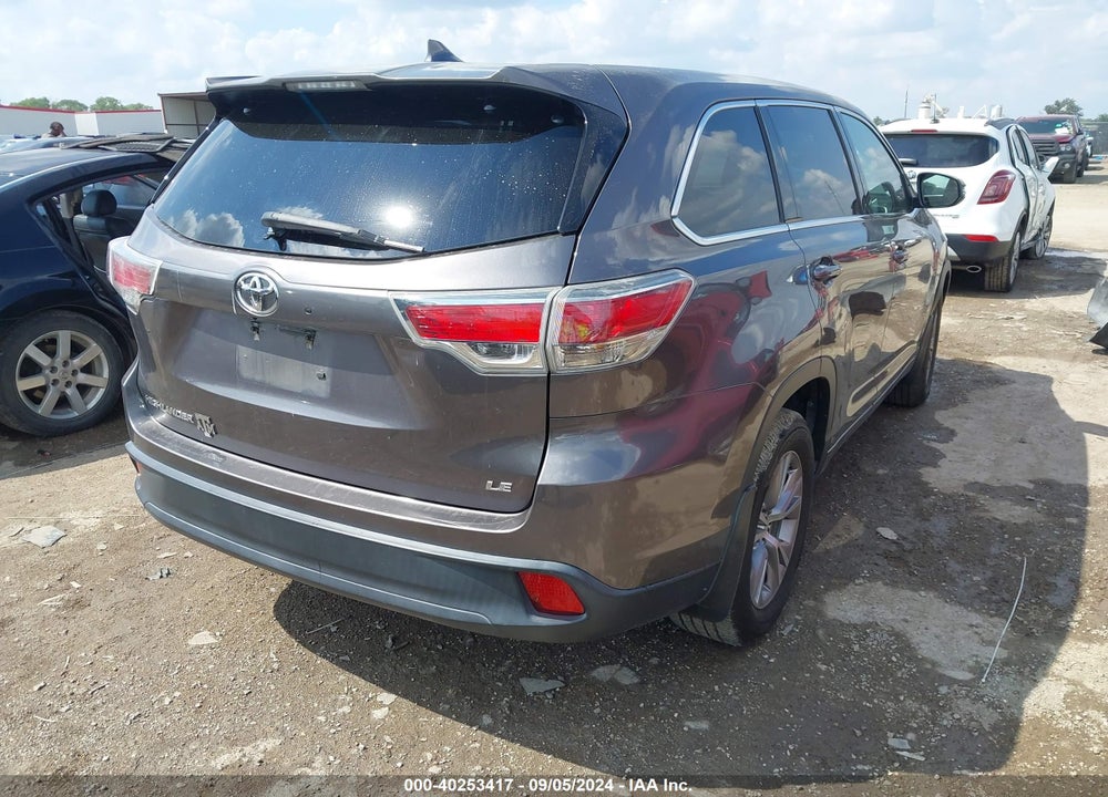 2015 TOYOTA HIGHLANDER LE PLUS V6 VIN: 5TDZKRFH6FS065489