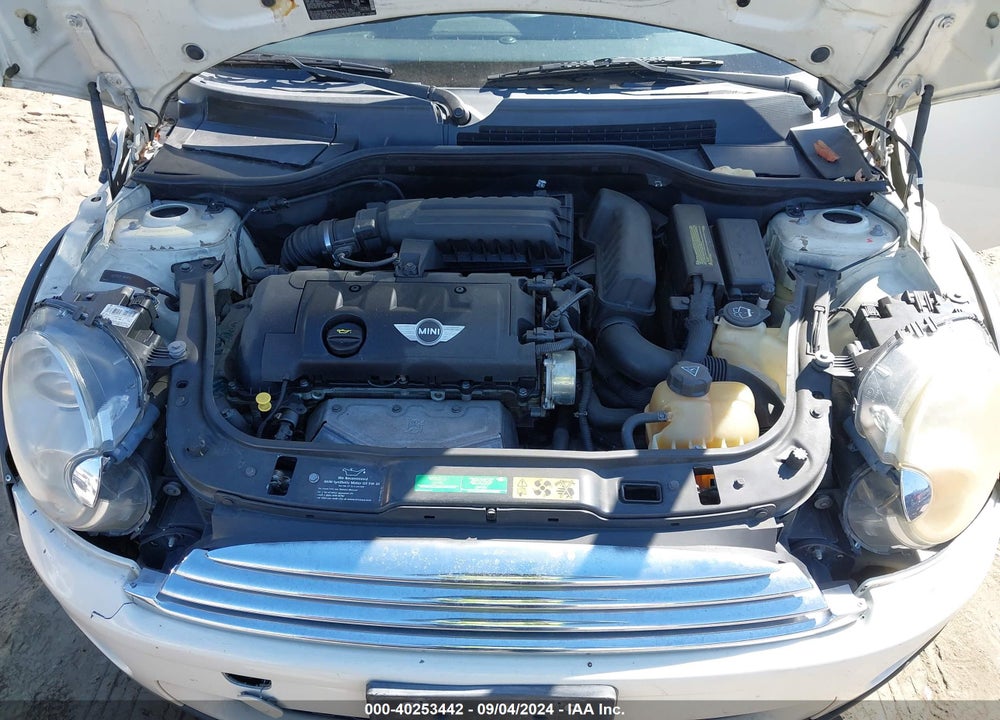 2007 MINI COOPER VIN: WMWMF33517TT54060