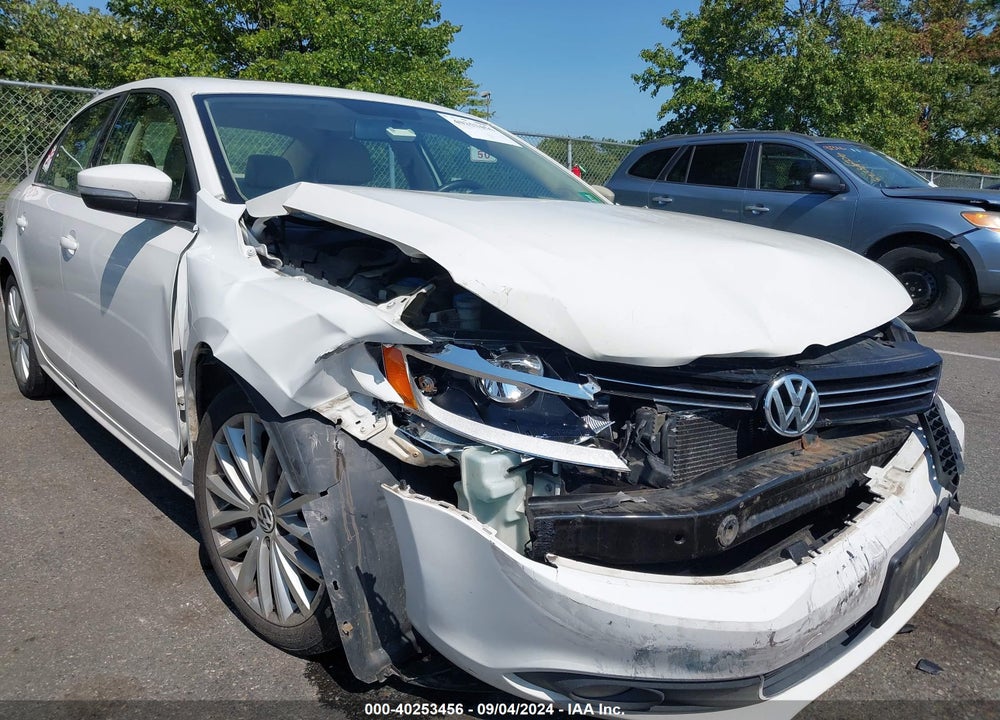2011 VOLKSWAGEN JETTA 2.5L SEL VIN: 3VWLZ7AJ4BM306943