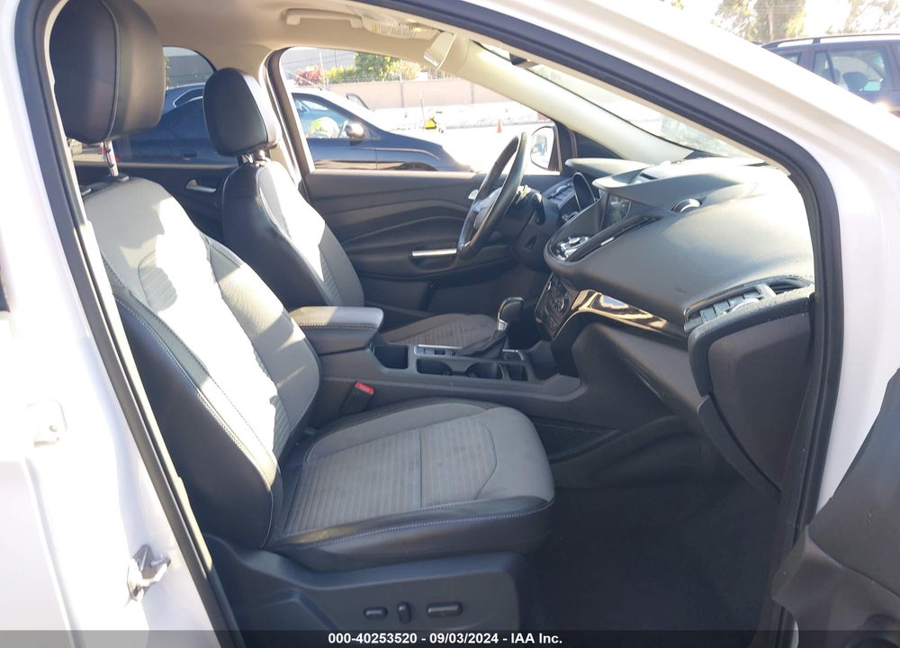 2017 FORD ESCAPE TITANIUM VIN: 1FMCU0JD4HUC80671