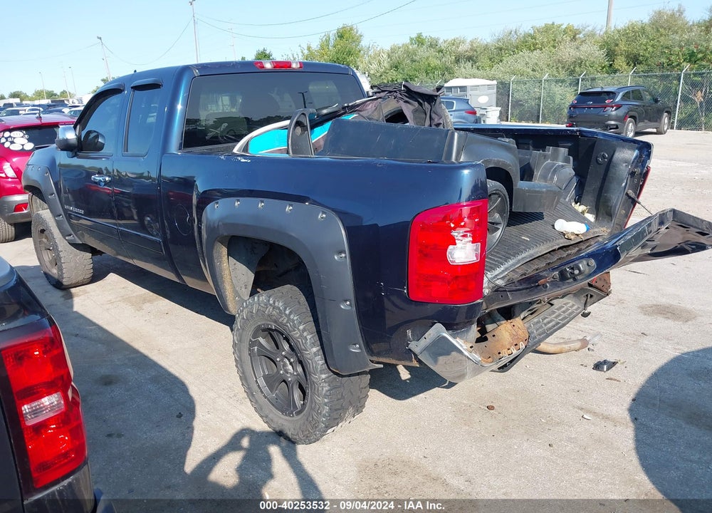2008 CHEVROLET SILVERADO 1500 LT1 VIN: 2GCEK19J581263568