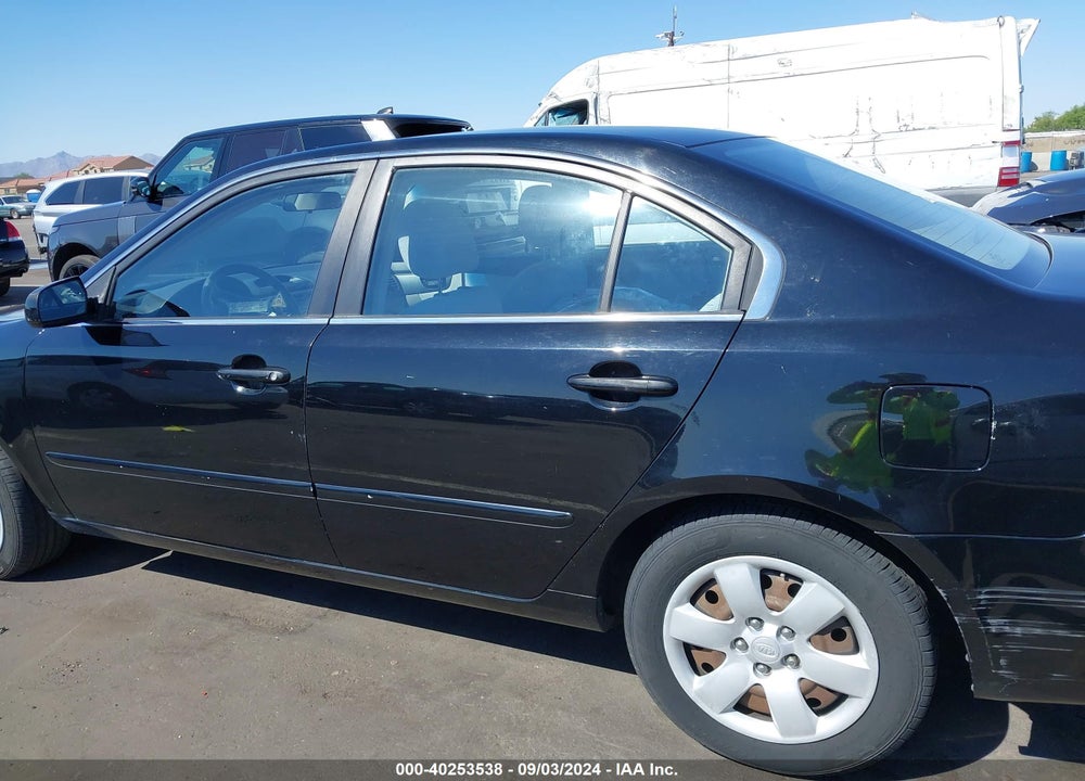 2008 KIA OPTIMA EX/LX VIN: KNAGE123285198167