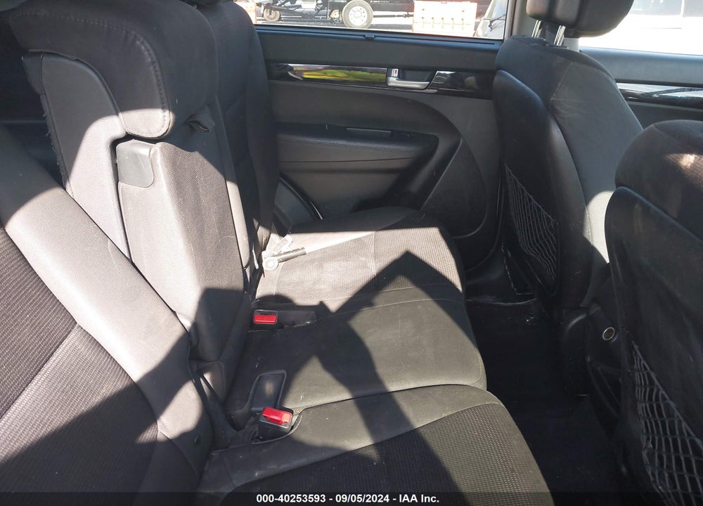 2014 KIA SORENTO VIN: 5XYKT4A62EG466346