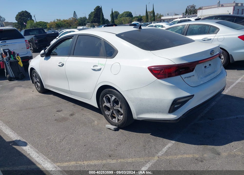 2021 KIA FORTE LXS VIN: 3KPF24AD0ME290752