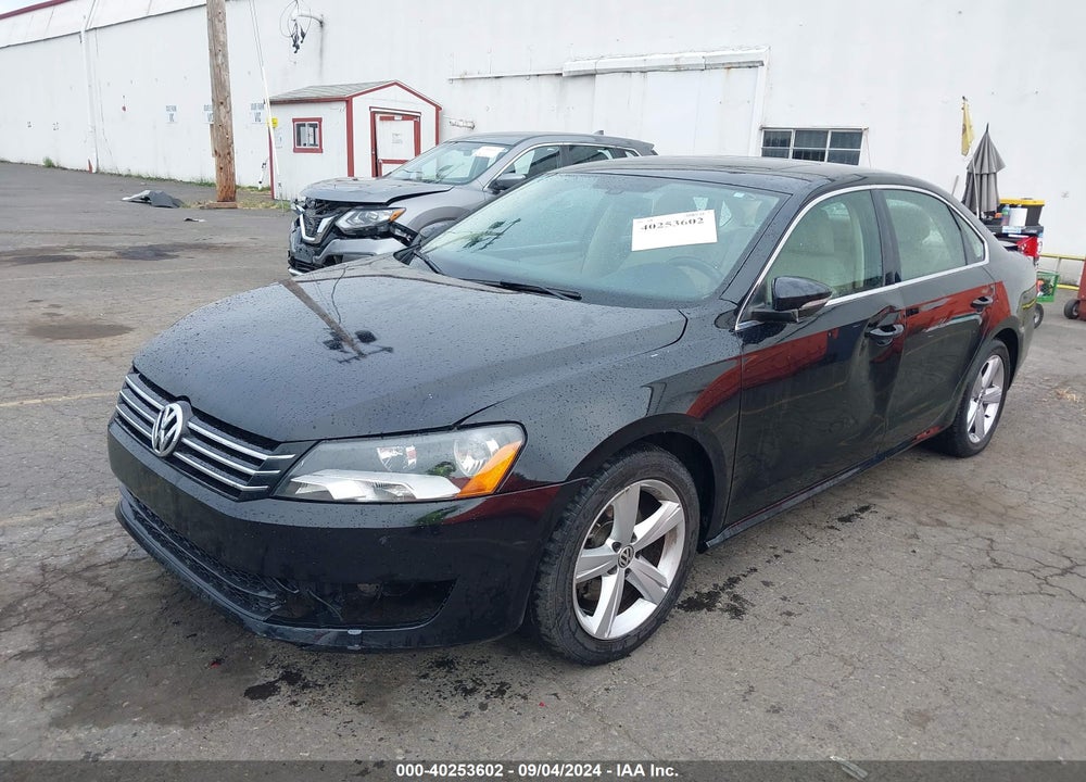 2012 VOLKSWAGEN PASSAT 2.5L SE VIN: 1VWBP7A30CC029147