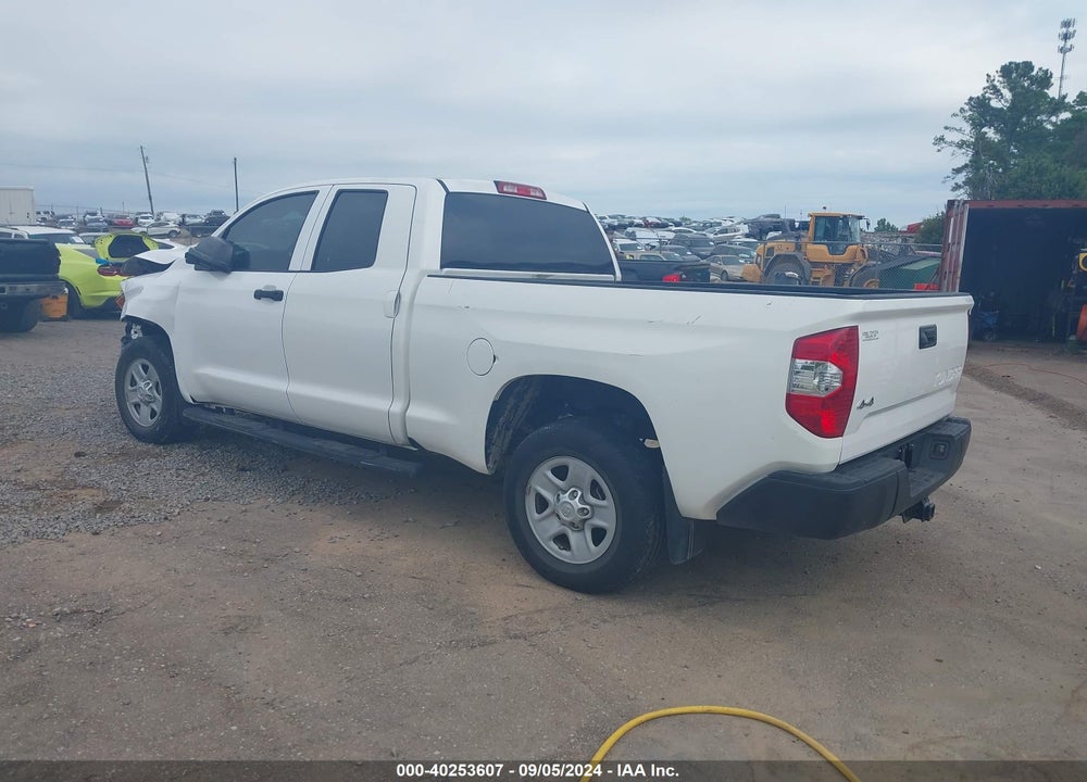 2018 TOYOTA TUNDRA SR 5.7L V8 VIN: 5TFUW5F14JX737725