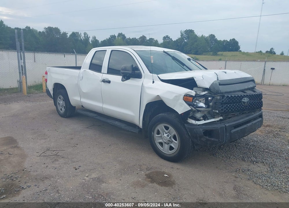 2018 TOYOTA TUNDRA SR 5.7L V8 VIN: 5TFUW5F14JX737725